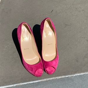 Barely worn Pink Suede Louboutin